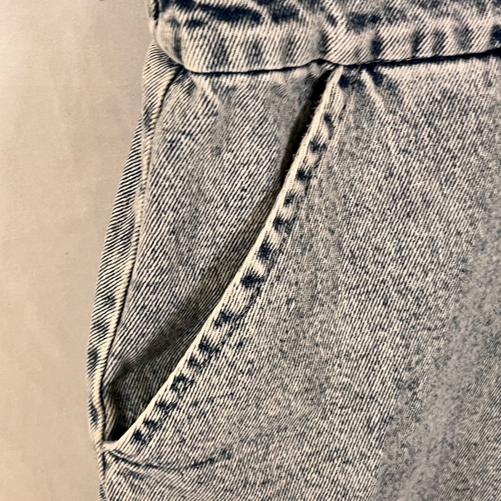 Gilli Gray Denim Romper with Ruffle Straps - Picture 5 of 5